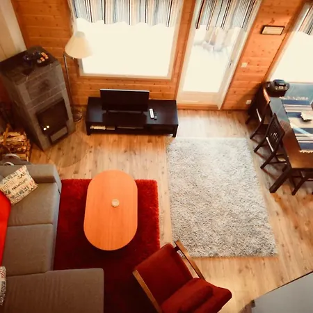 Leviroyal Aaltoilevi Casa de Férias *